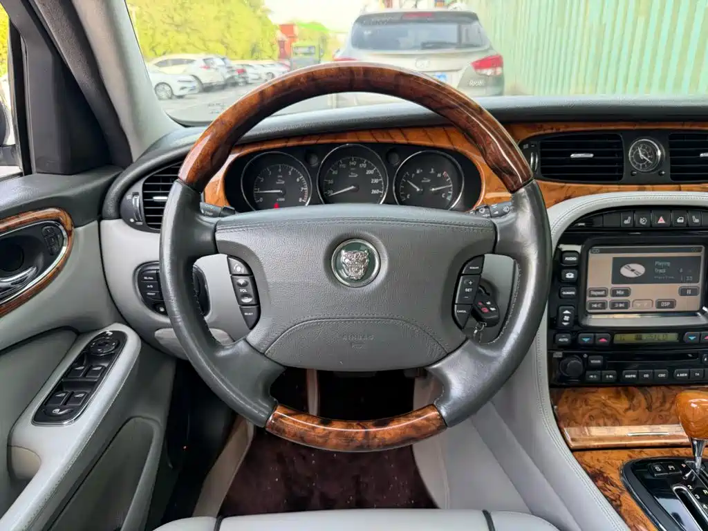 Jaguar XJ 2006 2007 Model XJ6L 3.0 Royal Long Wheelbase