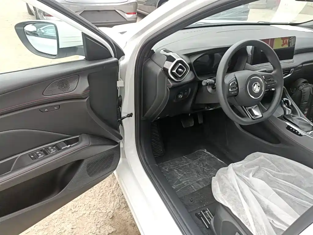 MG MG5 2026 2026 180DVVT Global Pioneer Edition