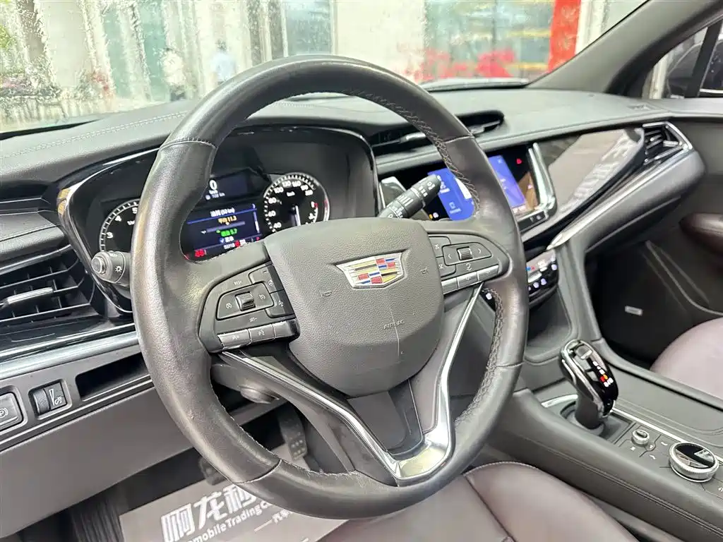 Cadillac XT6 2022 2.0T 6-Seater AWD Luxury Standard Edition фото 24