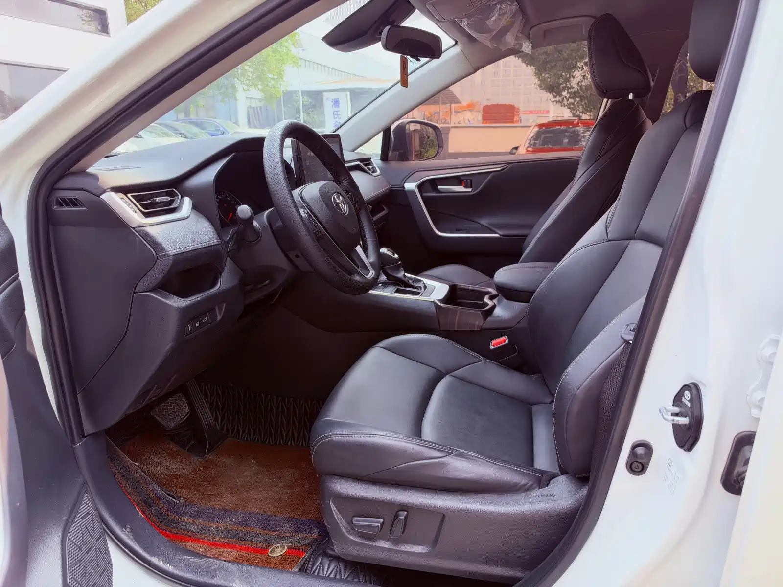Фото 7 - Toyota Wildlander