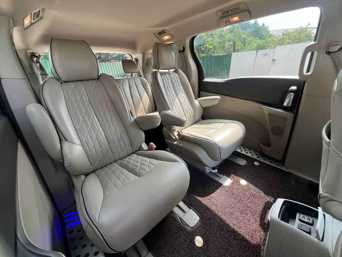 Buick GL8 2011 2011 2.4L CT Luxury Business Comfort Edition