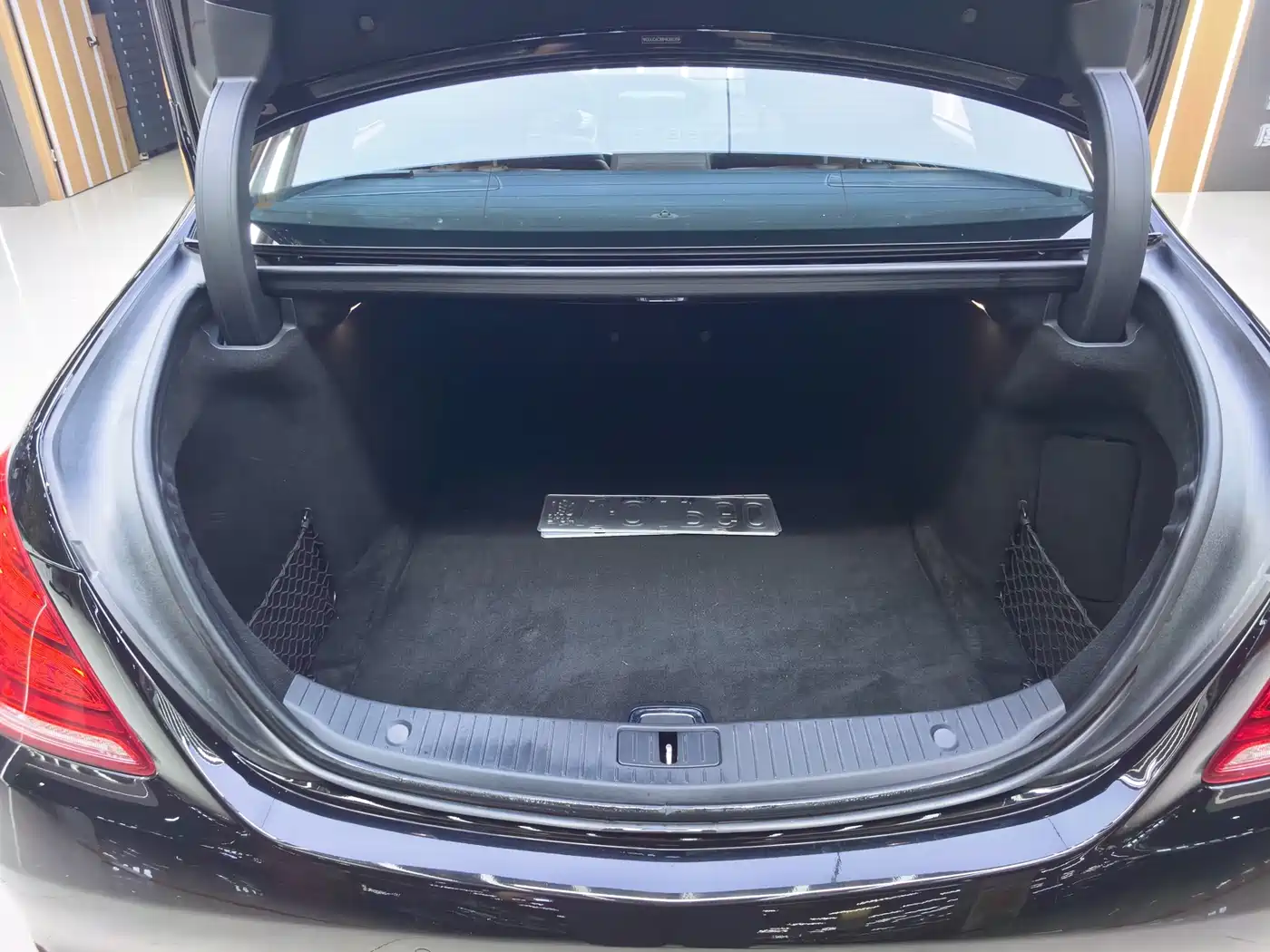 Mercedes-Benz S-Class 2016 S 320 L Business Edition фото 14