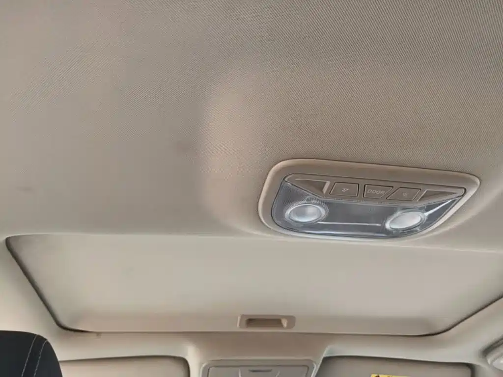 Photo 18 - Geely Emgrand