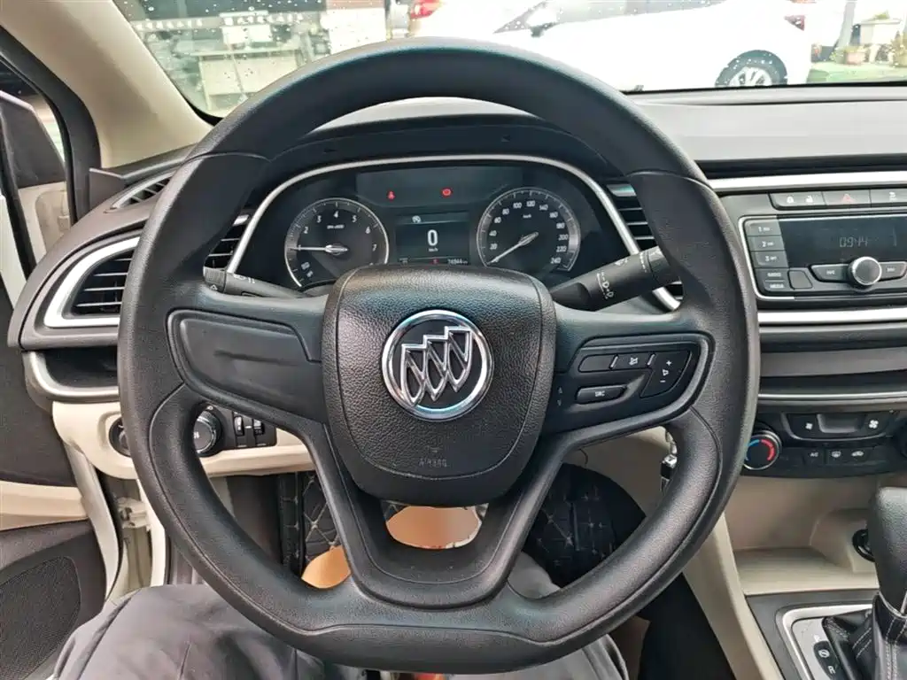 Buick Excelle 2016 15N Automatic Elite фото 11