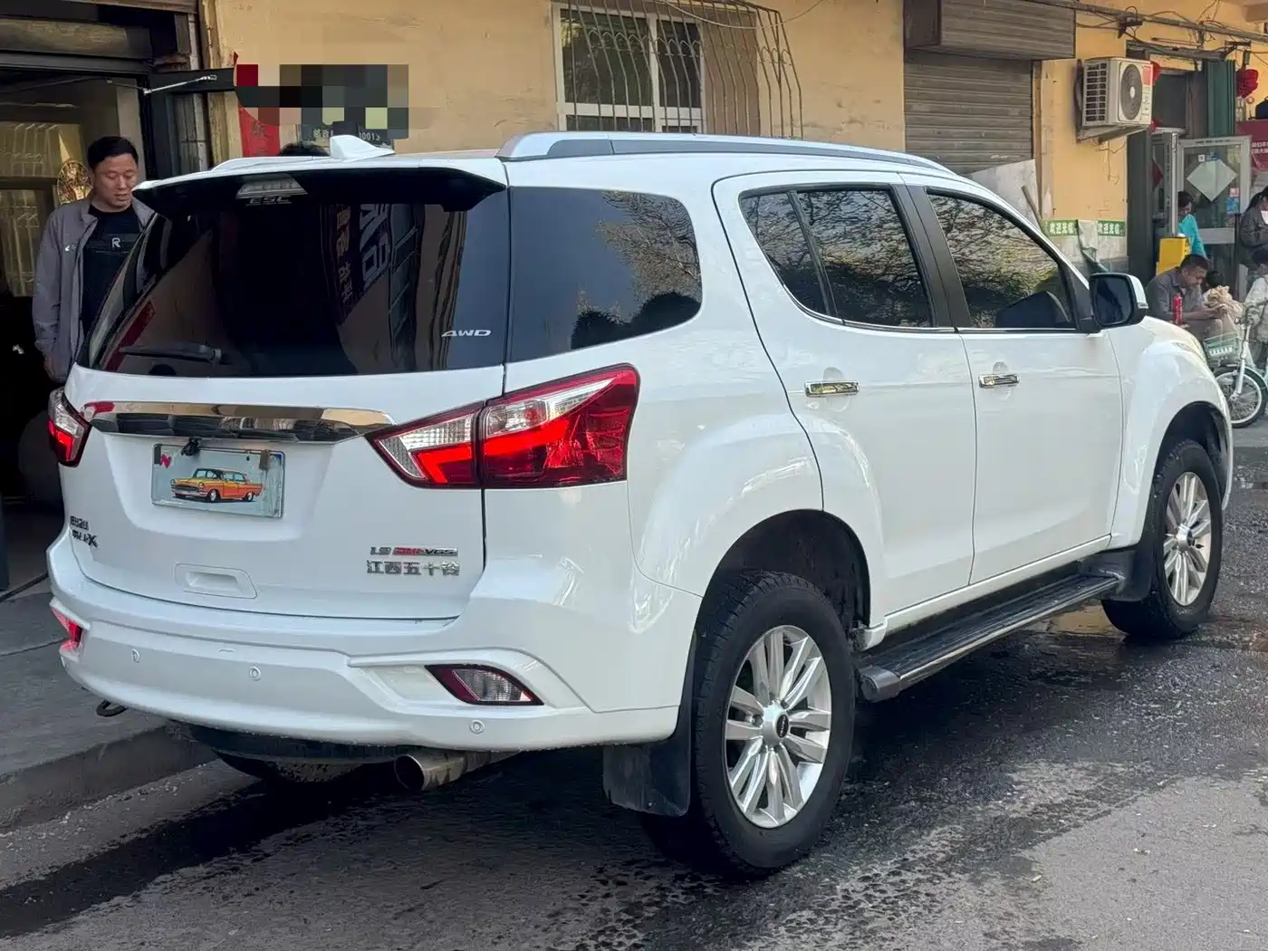 Isuzu mu-X Ranger 2022 2020 Model 1.9T Diesel Automatic 4WD Premium Edition 5-Seater China VI