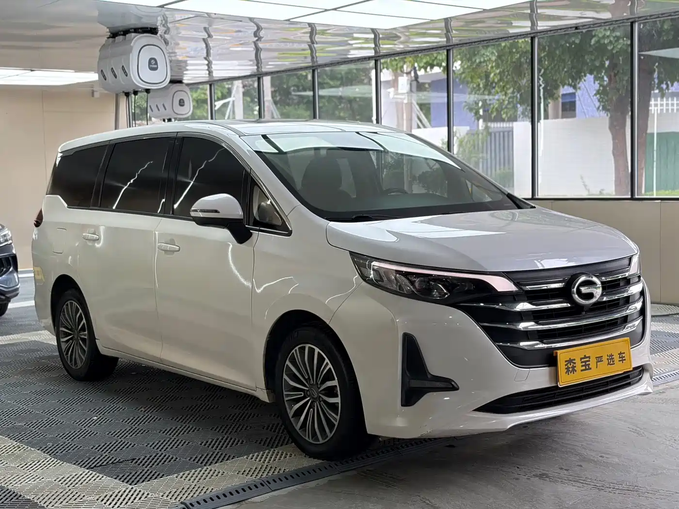 GAC Trumpchi Trumpchi M6 2019 270T DCT Premium Edition (6-seater) (China VI) фото 3