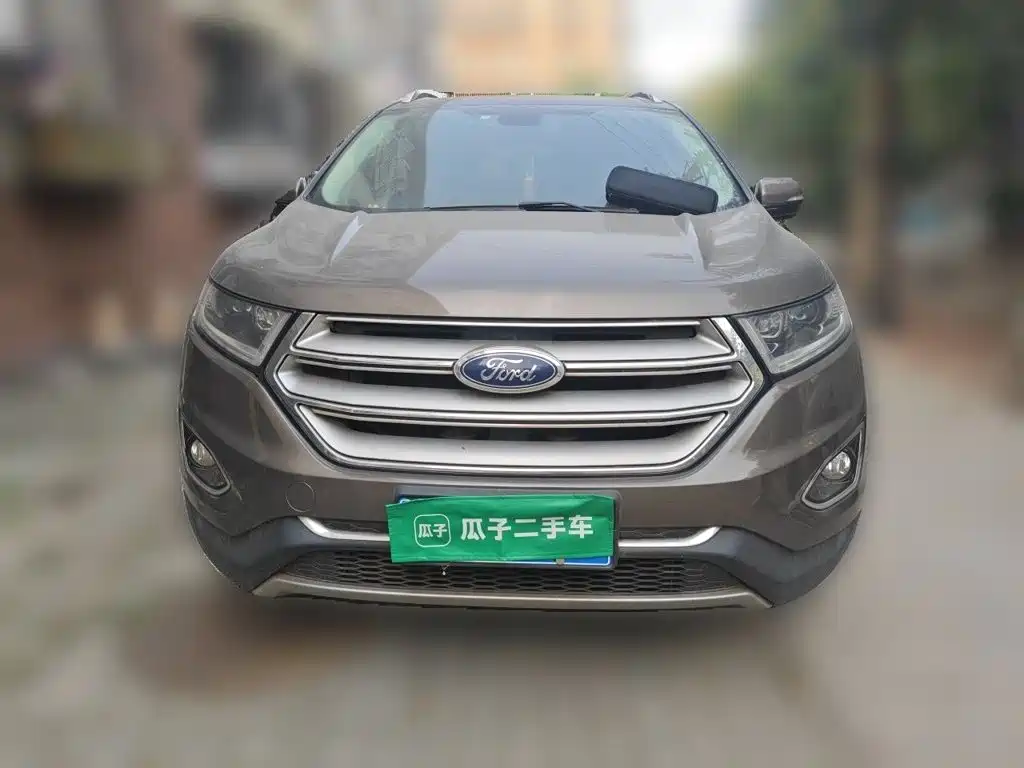 Фото 2 - Ford Edge