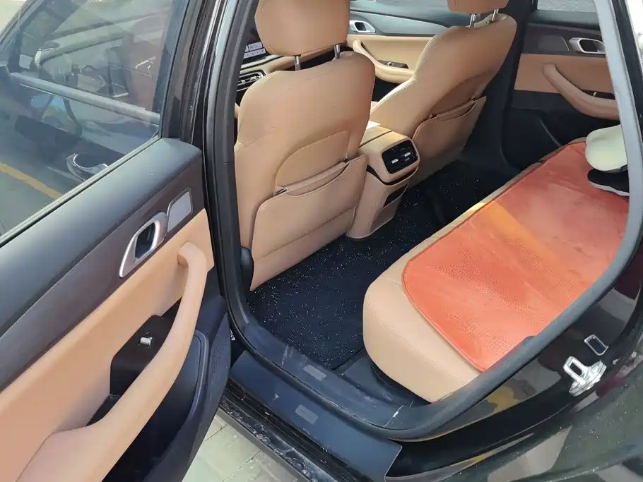 Geely Galaxy Galaxy A7 2025 2025 EM-i 70km Luxury Edition