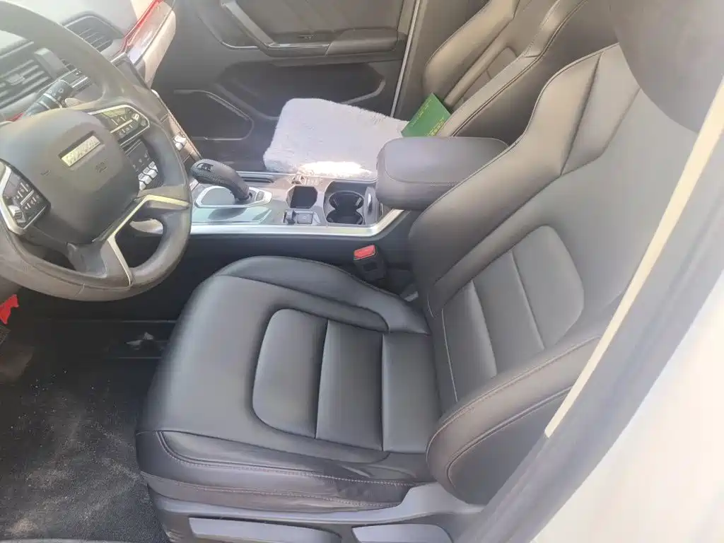 Photo 11 - Haval H4