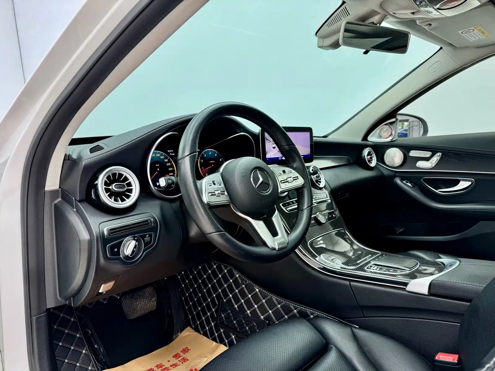 Фото 6 - Mercedes-Benz C-Class