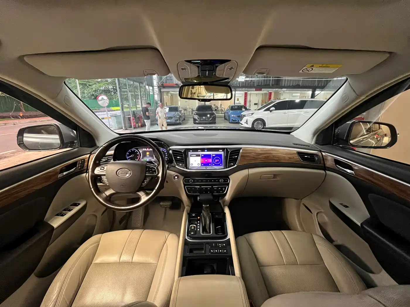GAC Trumpchi Trumpchi GS8 2017 320T 2WD Luxury Smart Connect (7-seater) фото 13