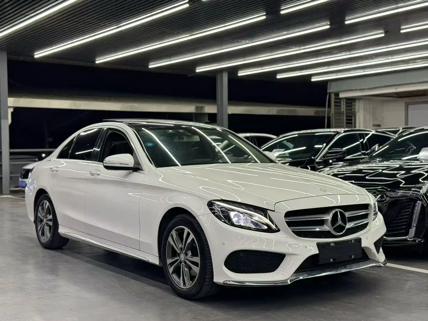 Mercedes-Benz C-Class 2016 C 200 L Sport фото 3