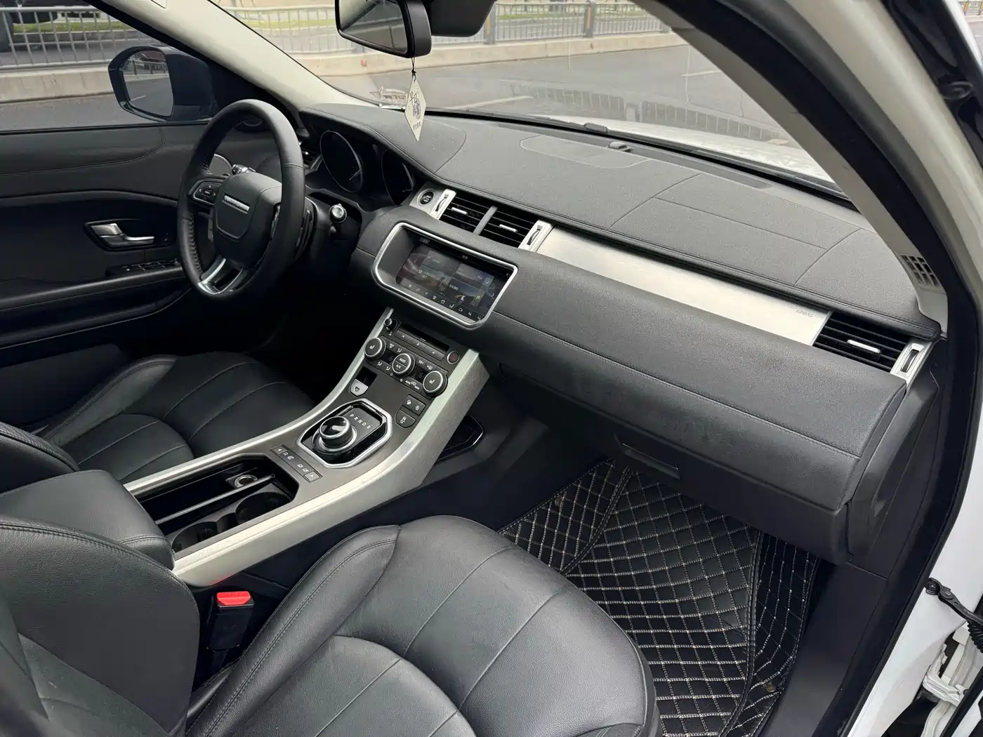 Land Rover Range Rover Evoque 2018 240PS SE Smart Edition фото 10