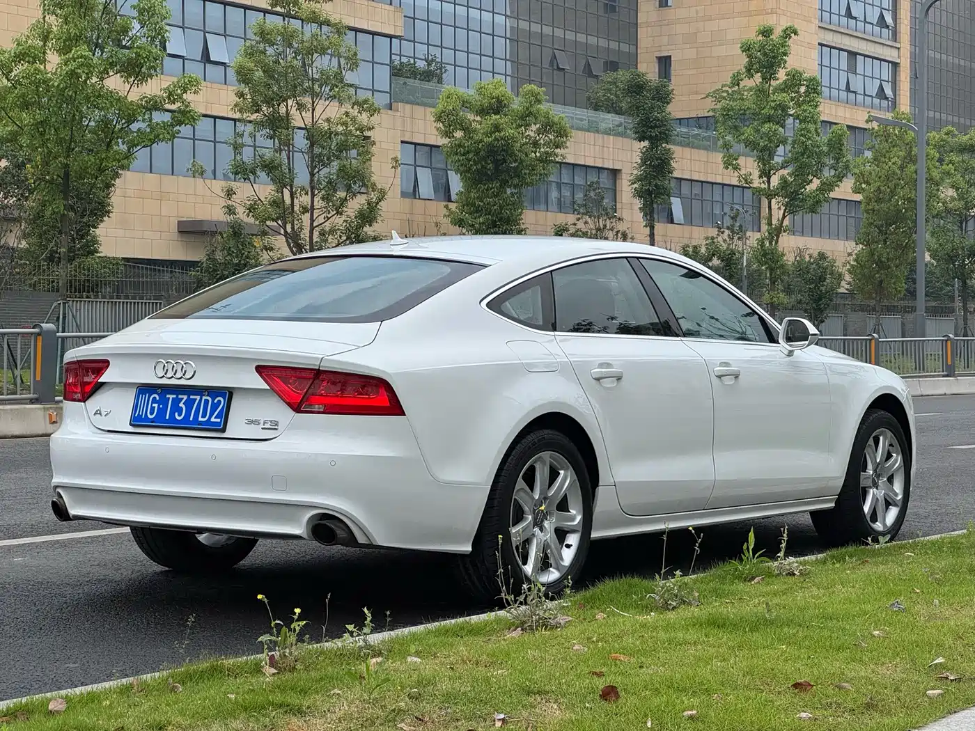 Audi A7 2014 35 FSI quattro Technology Edition фото 16