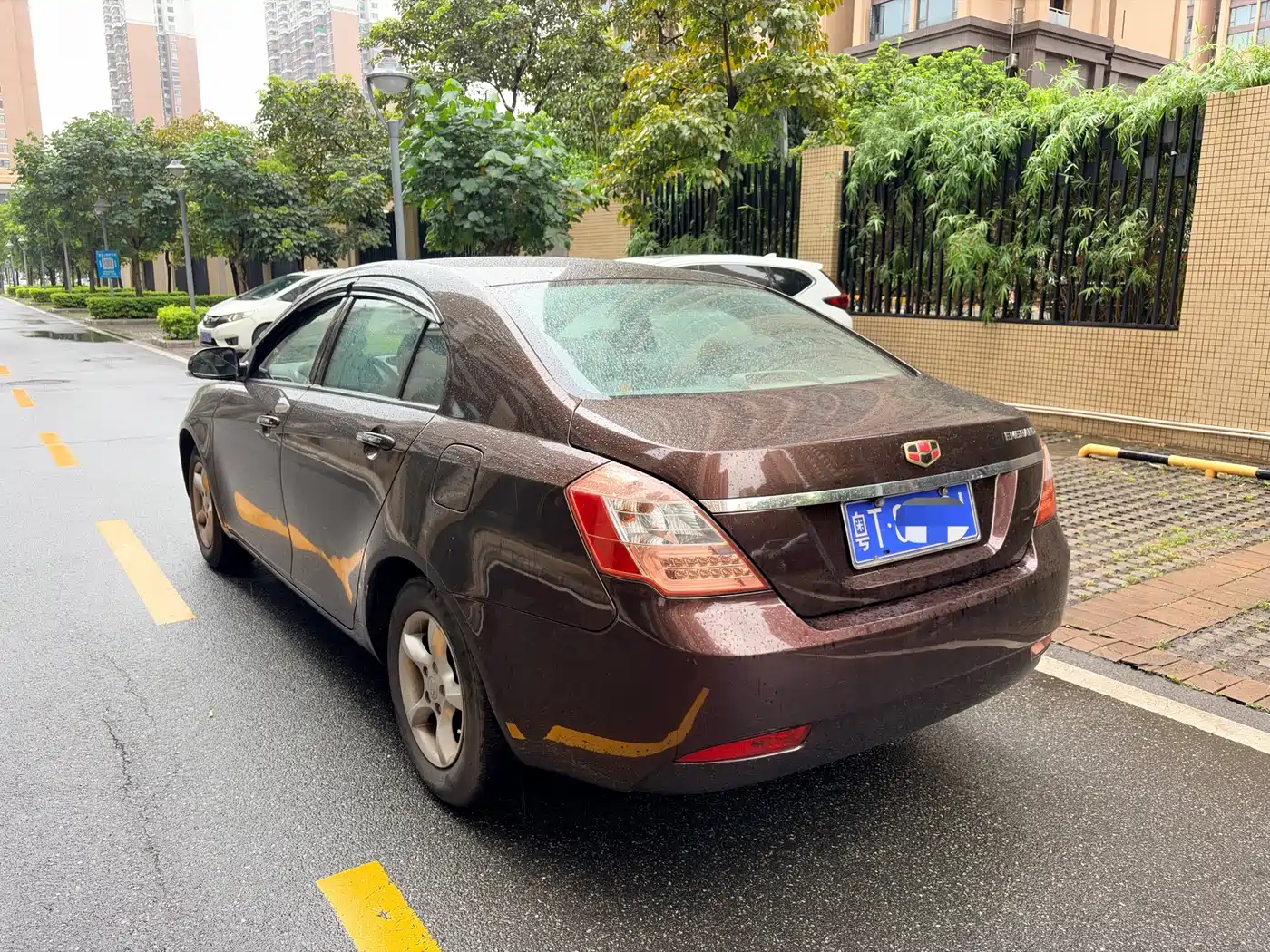 Geely Classic Emgrand 2013 2013 Sedan 1.5L Manual Progressive