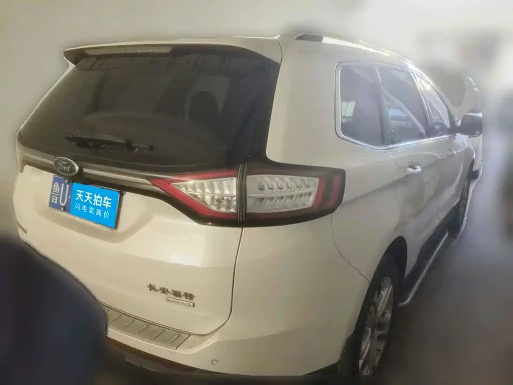Ford Edge 2017 2016 EcoBoost 245 2WD Luxury 7-Seater