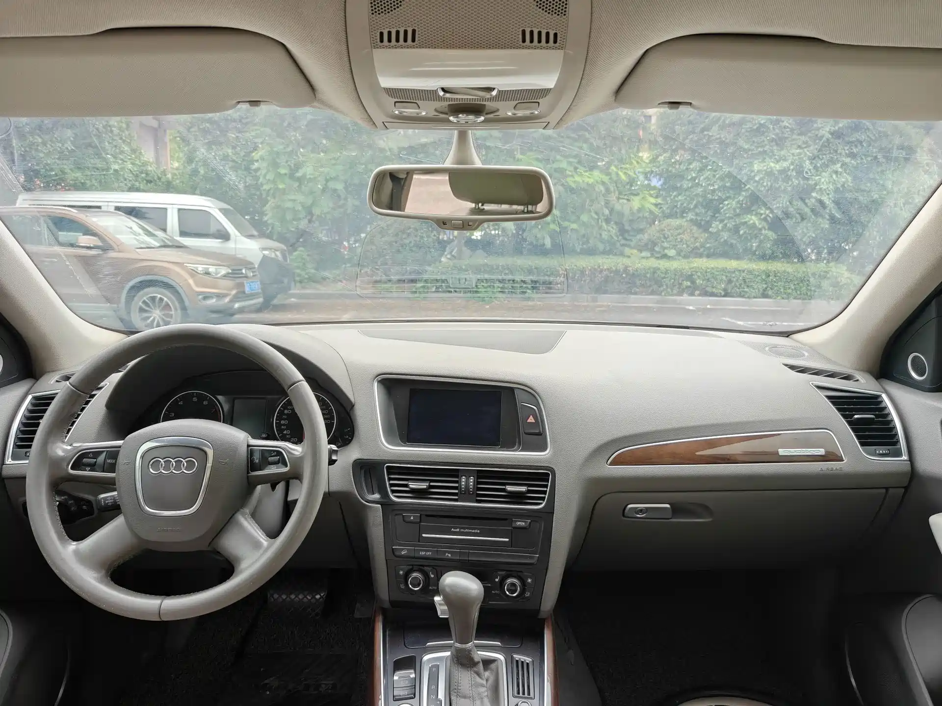 Photo 6 - Audi Q5 (Import)