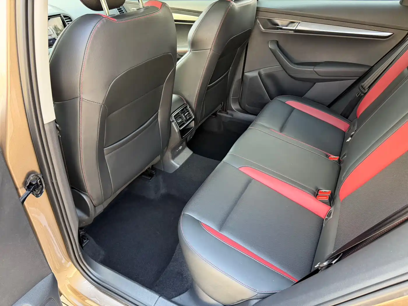 Škoda Karoq 2022 TSI280 Smart Brilliance Edition фото 11