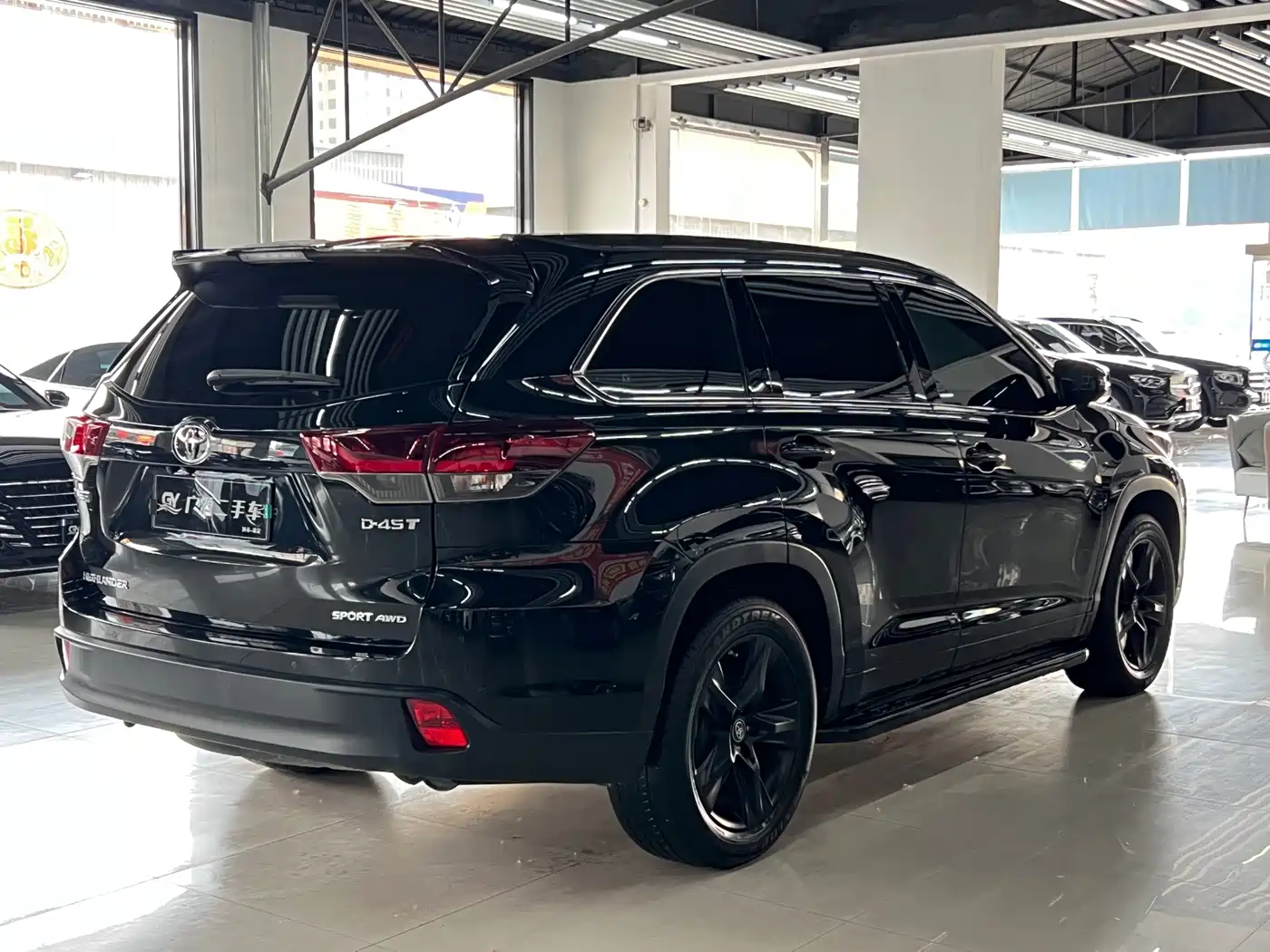 Toyota Highlander 2018 Model 2.0T 4WD Knight Edition 7-Seater China VI фото 4