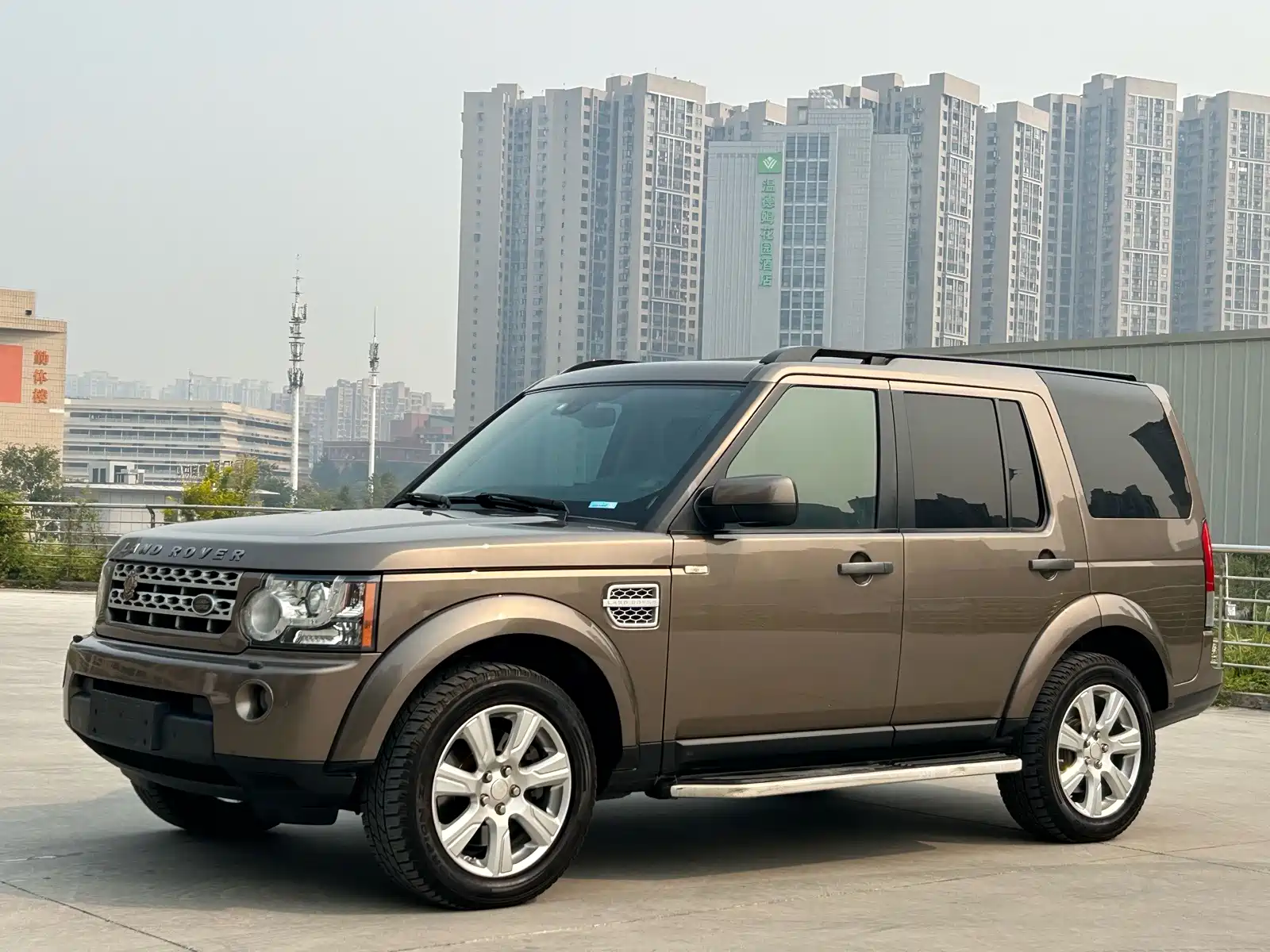 Фото 1 - Land Rover Discovery