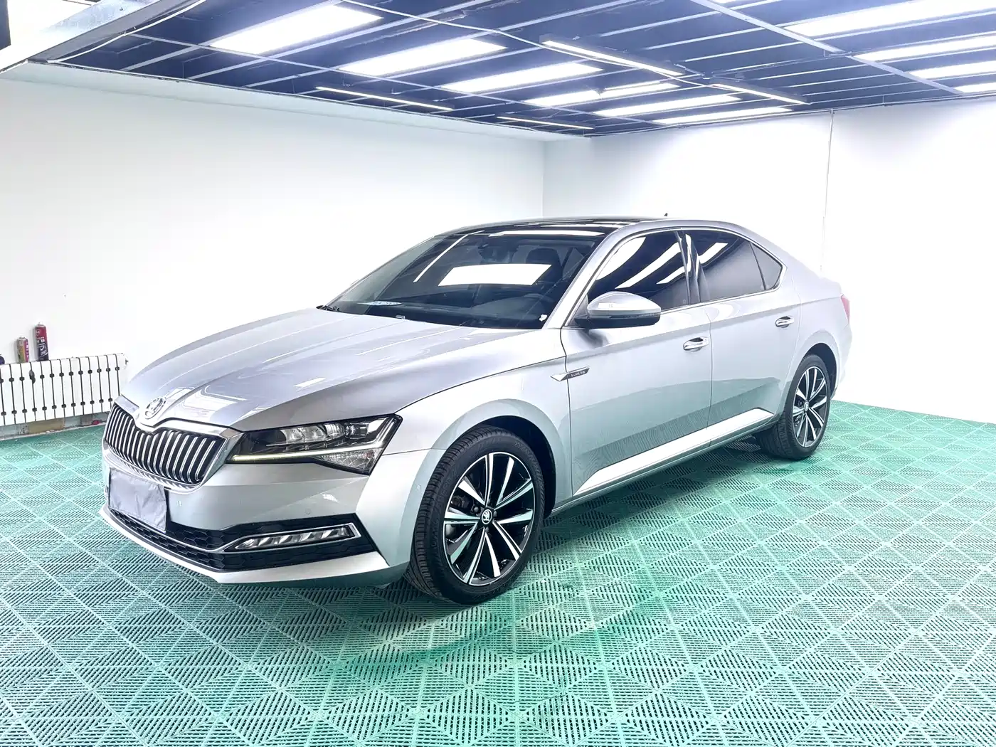 Škoda Superb 2023 Facelift TSI280 DSG Premium Edition