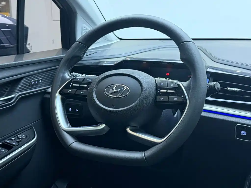 Hyundai Custo 2024 2022 270TGDi Smart Love Flagship TOP