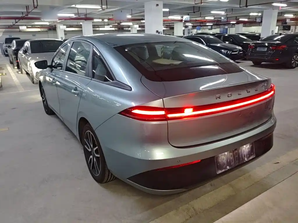 Фото 5 - Roewe D6