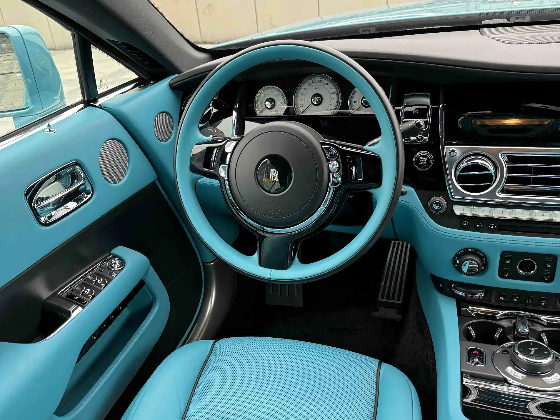 Фото 6 - Rolls-Royce Wraith