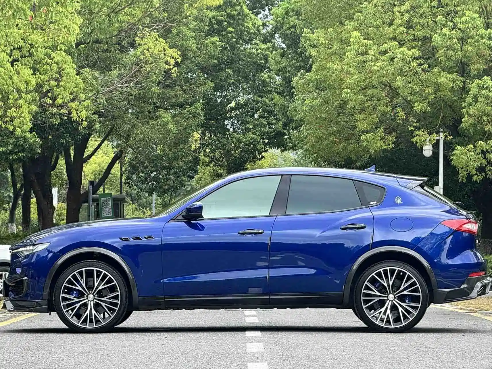Фото 4 - Maserati Levante