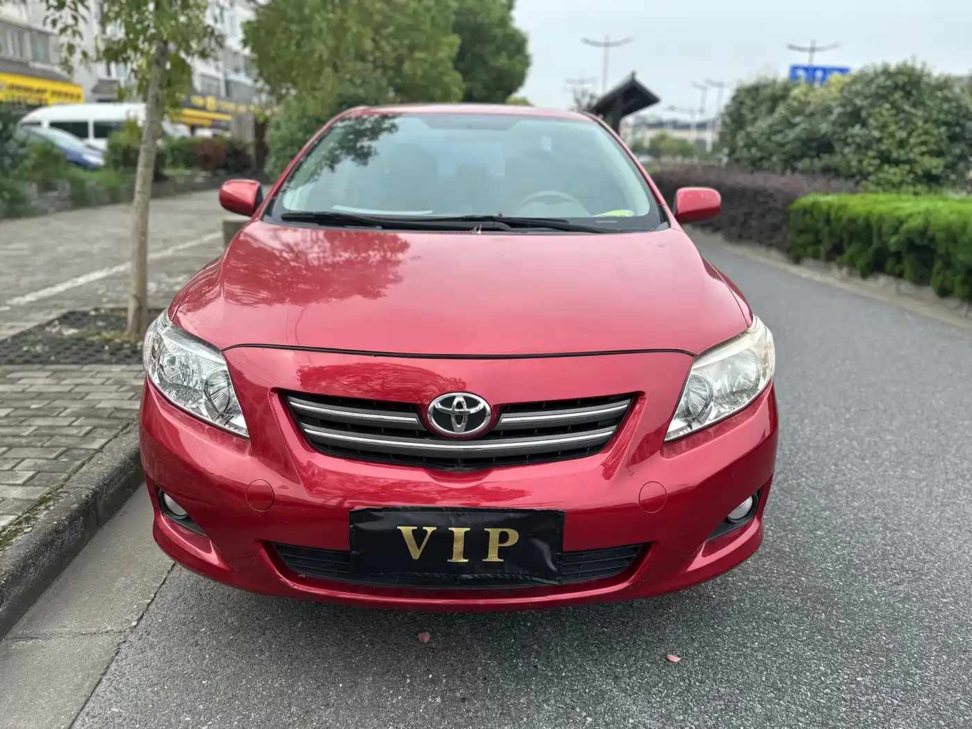 Photo 2 - Toyota Corolla