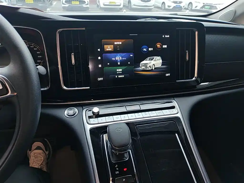 GAC Trumpchi Trumpchi M8 2024 Leadershow Series 390T Luxury Edition фото 13