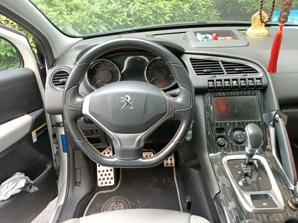 Peugeot 3008 2015 1.6THP Automatic Top Style Edition фото 3