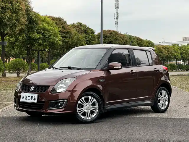  Suzuki Swift 2016 1.5L Automatic Fashion Cool Edition