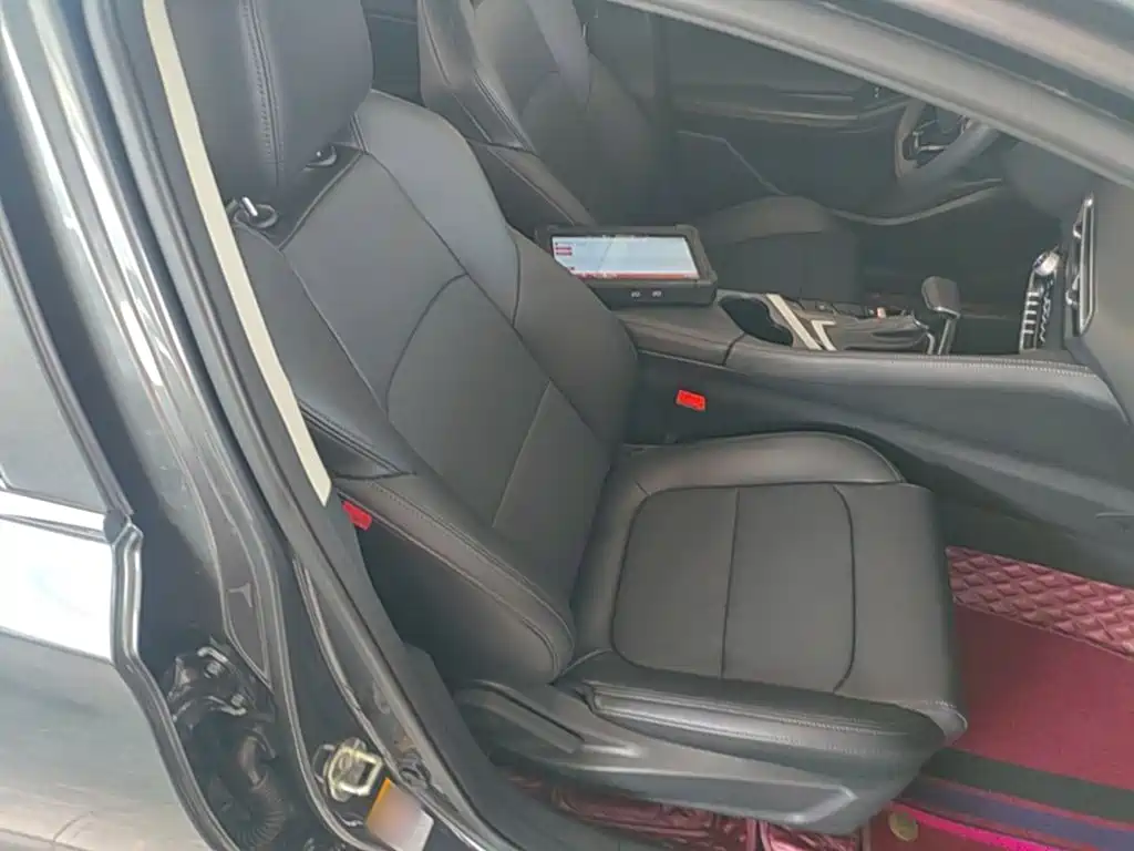 Фото 25 - Changan Eado
