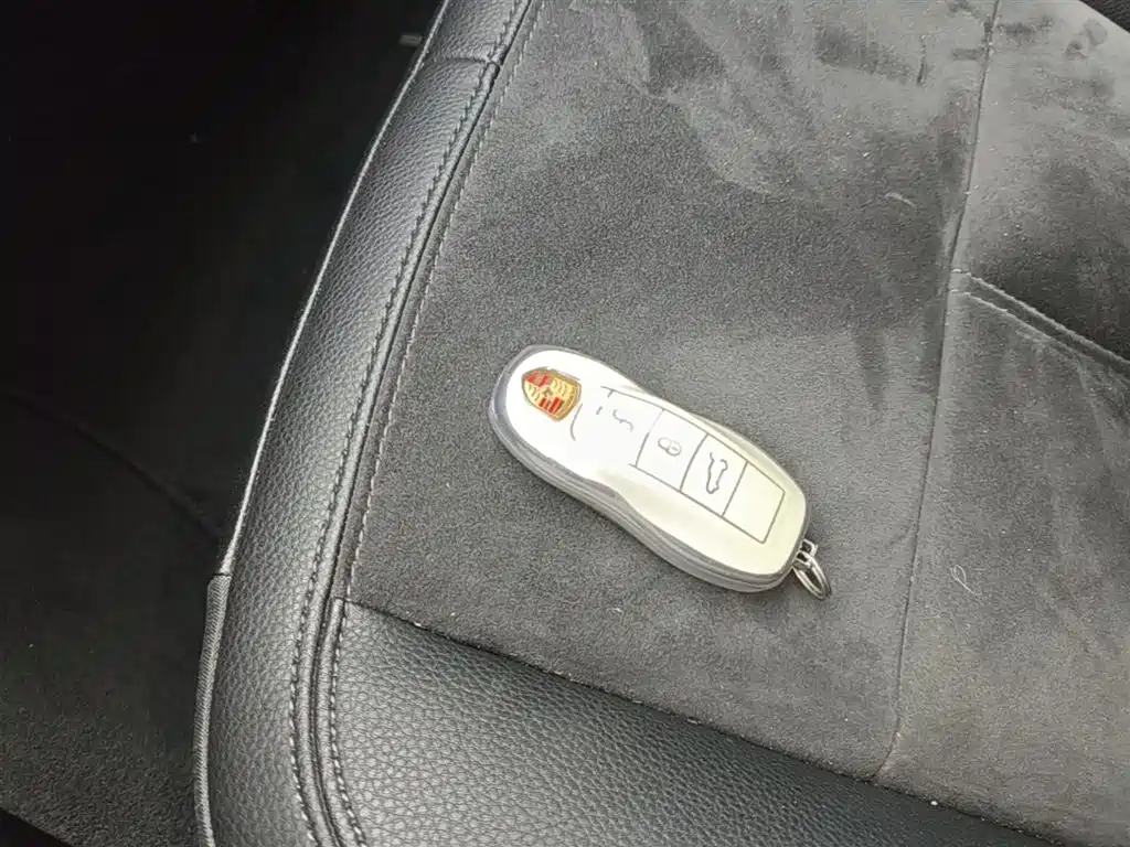 Porsche Macan 2017 Macan 2.0T фото 9
