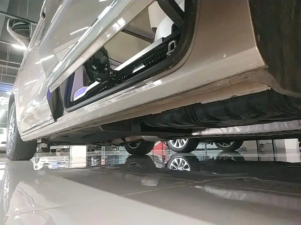Buick GL8 2023 ES Landmaster Exclusive фото 22