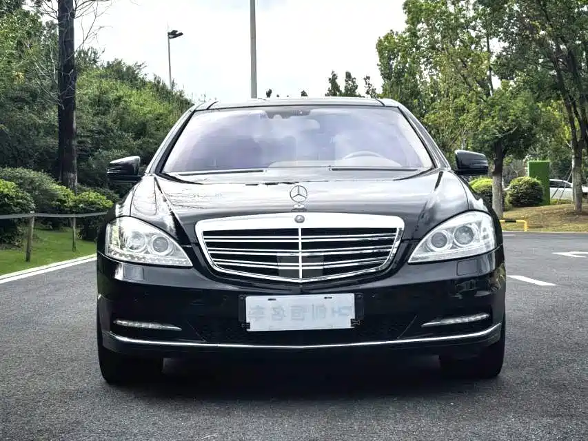 Фото 2 - Mercedes-Benz S-Class