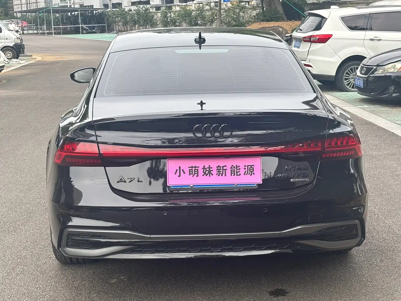 Фото 22 - Audi A7L