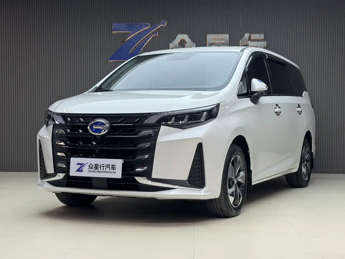 GAC Trumpchi Trumpchi M6 2023 PRO 270T DCT Luxury Edition