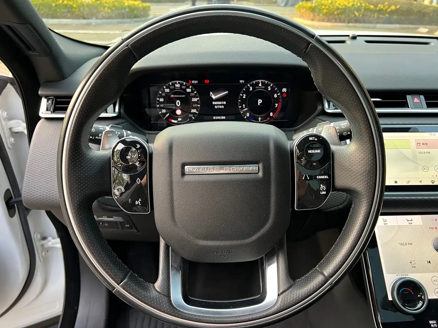Land Rover Range Rover Velar 2020 P380 R-DYNAMIC SE фото 10