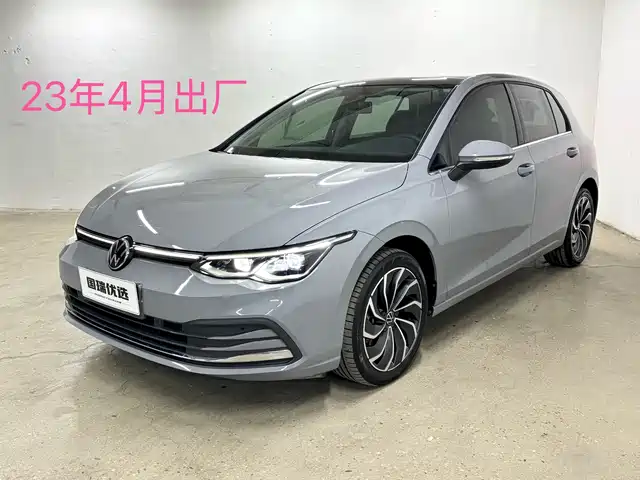 Volkswagen Golf 2024