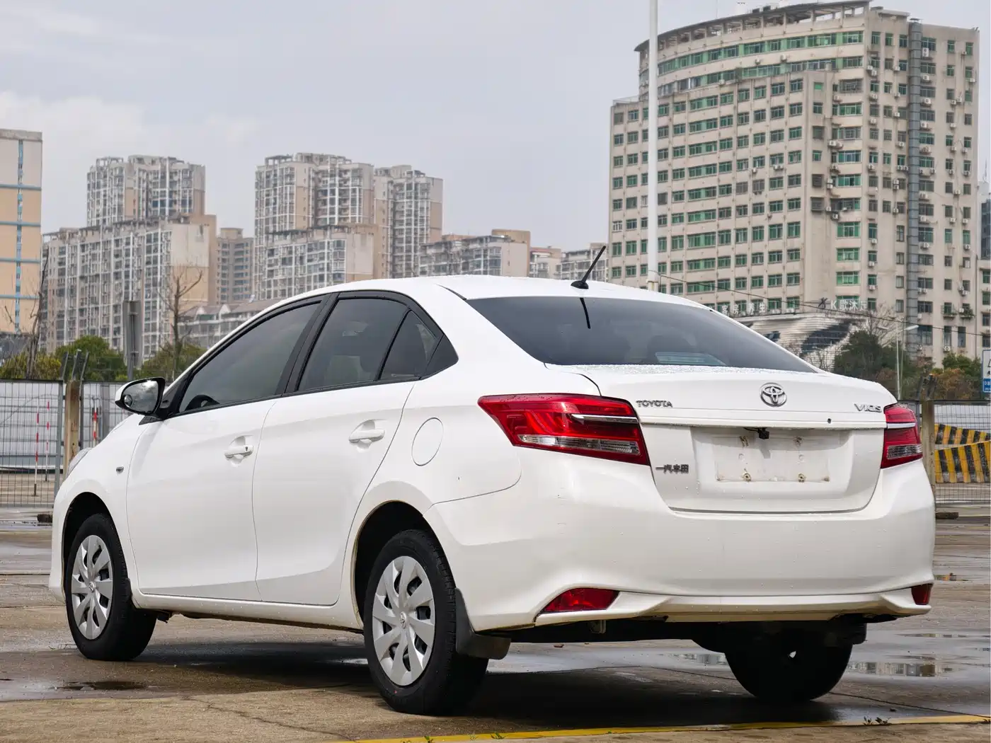 Toyota Vios 2017 1.5L CVT Pioneer фото 5
