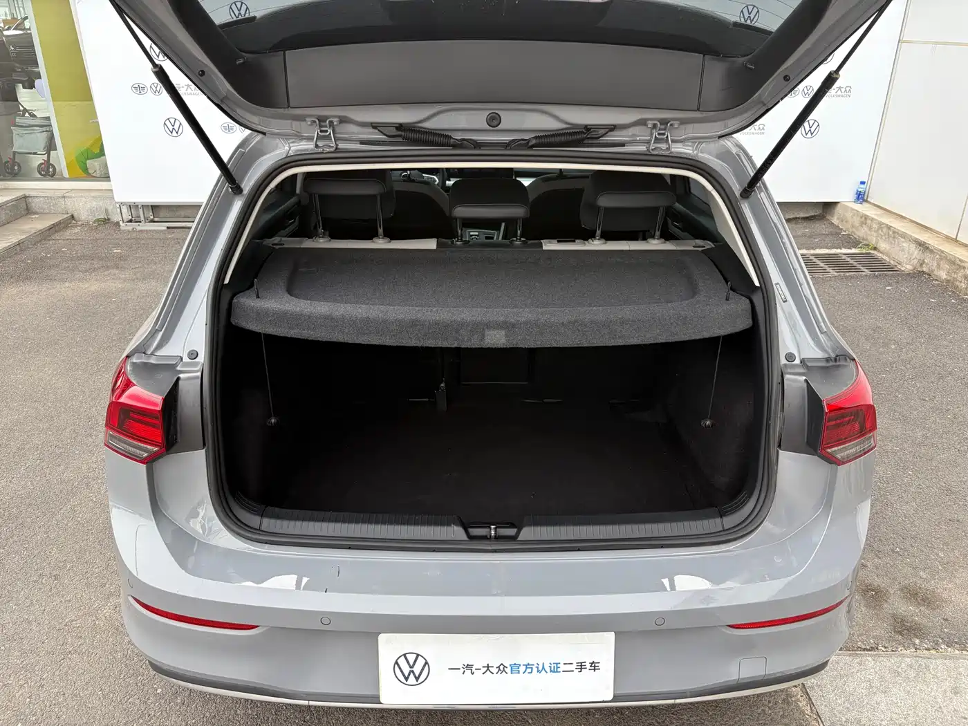 Volkswagen Golf 2023 Facelift 280TSI DSG Pro фото 11