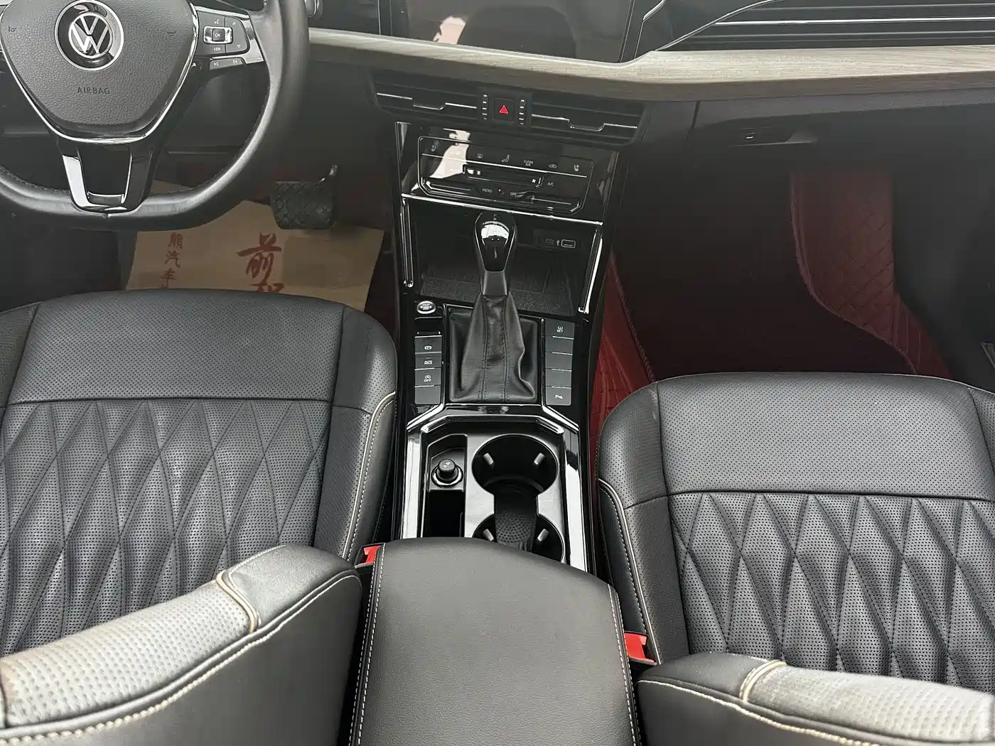 Volkswagen Passat 2021 Model 330TSI Luxury Edition фото 11