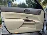 Photo 7 - Nissan Teana