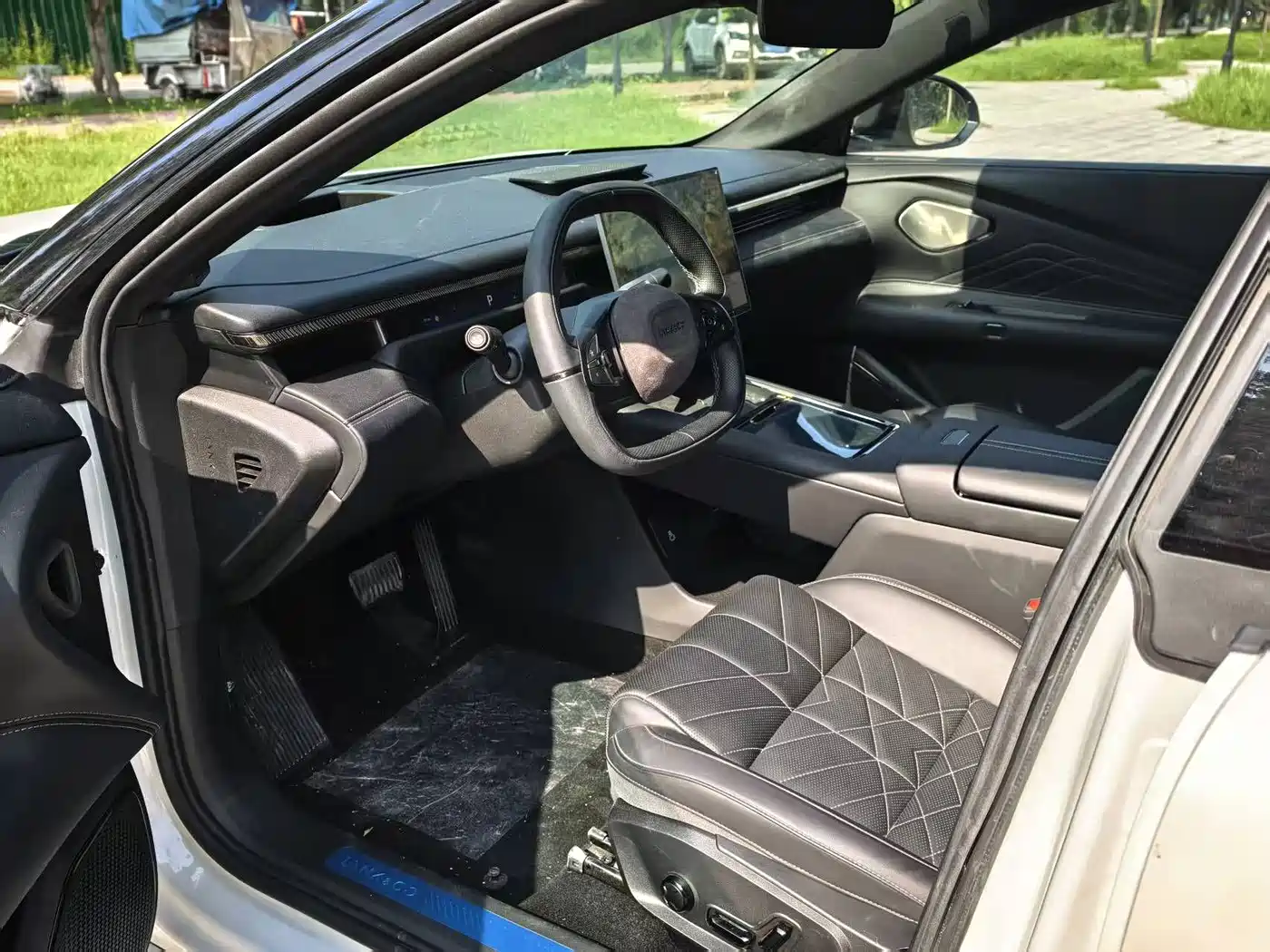 Lynk & Co 10 EM-P 2026 2025 Facelift 120 AWD Ultra