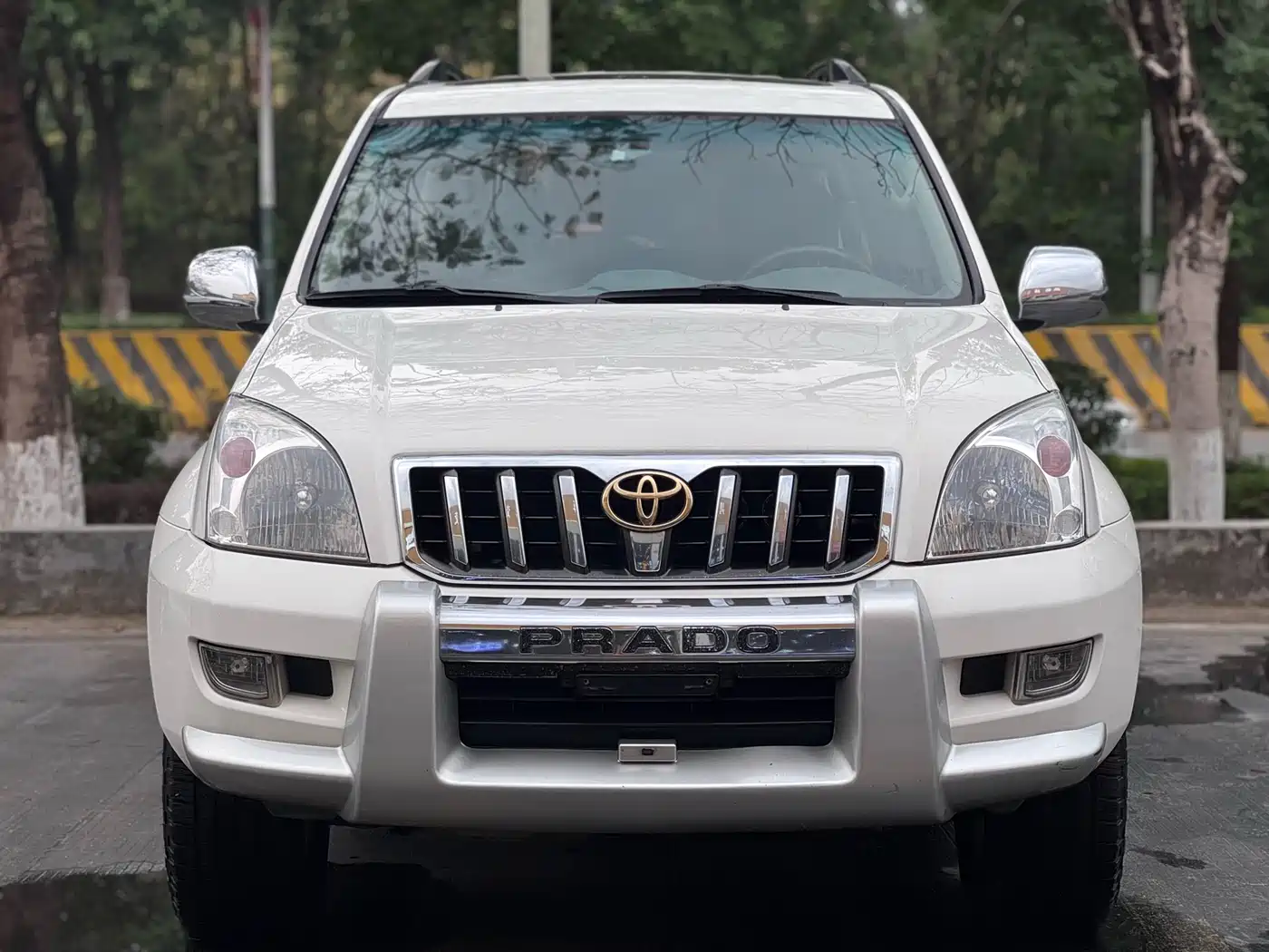 Toyota Prado 2006 4.0L Automatic VX NAVI Edition фото 2
