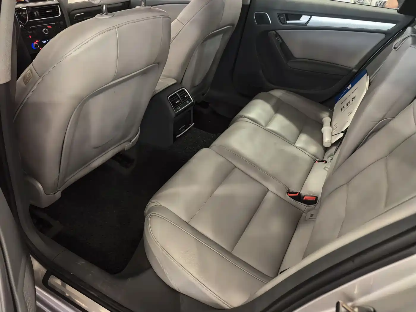 Audi A4L 2016 35 TFSI Collector's Edition Automatic Standard фото 6
