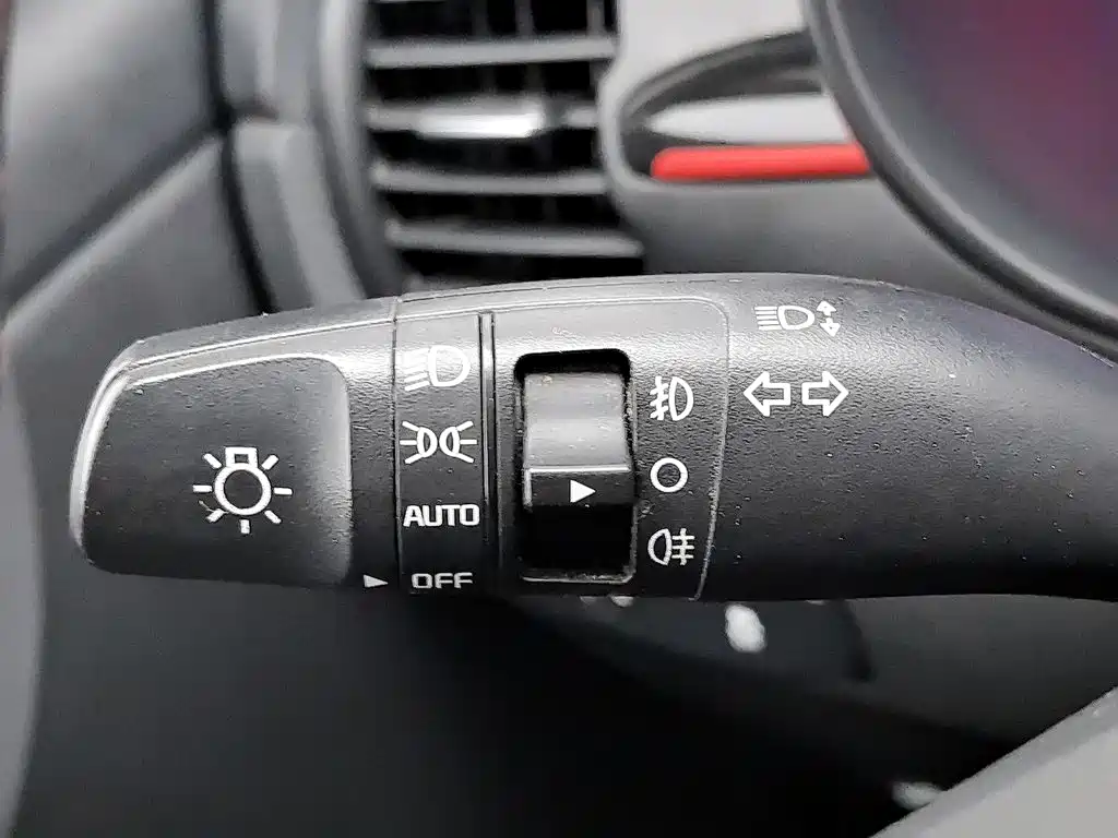 Kia KX CROSS 2019 2018 1.6L Automatic Smart Sunroof Edition