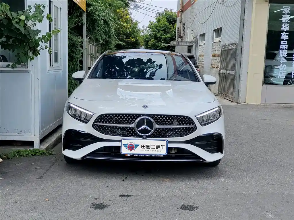 Mercedes-Benz A-Class 2024 2024 Facelift A 200 L Fashion